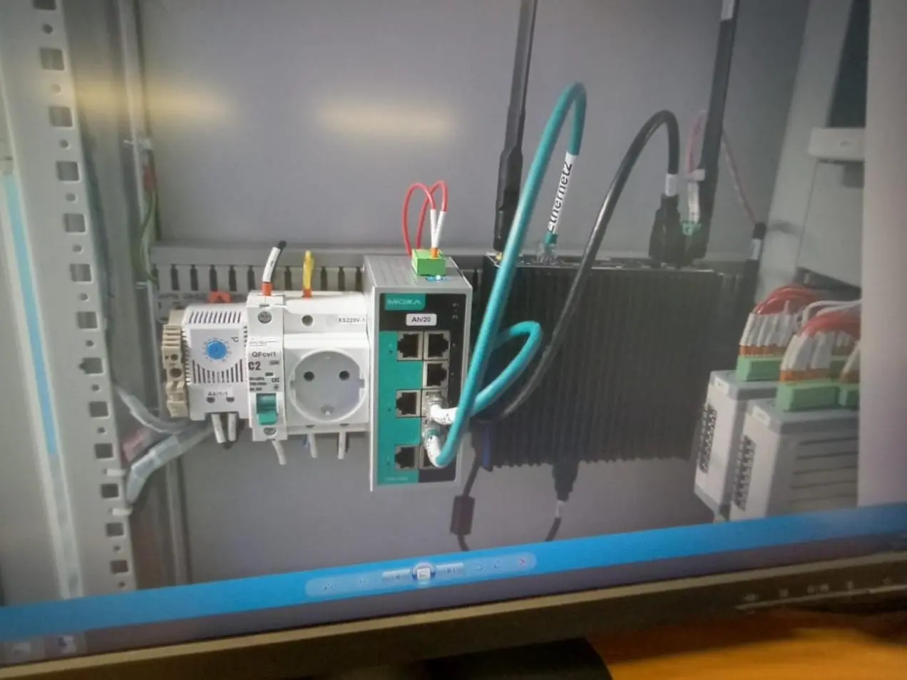 DIN-Rail industrial PCs